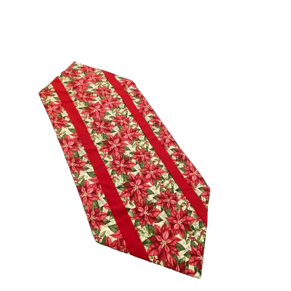 Handmade Christmas Poinsettia Table Runner Red Green Floral 41 x 17